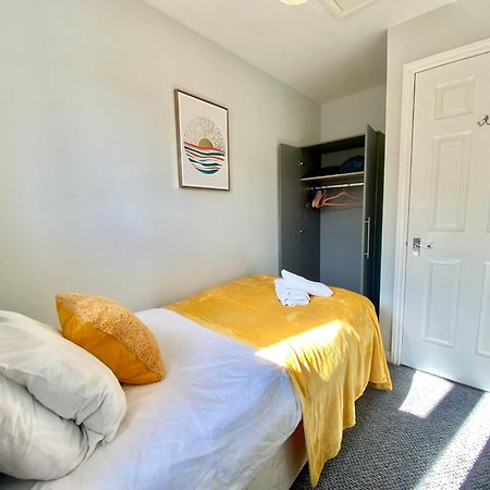 Вилла Free Private Parking! Oakley House And Garden! Fully Equipped 4 Comfy Beds Корби Экстерьер фото