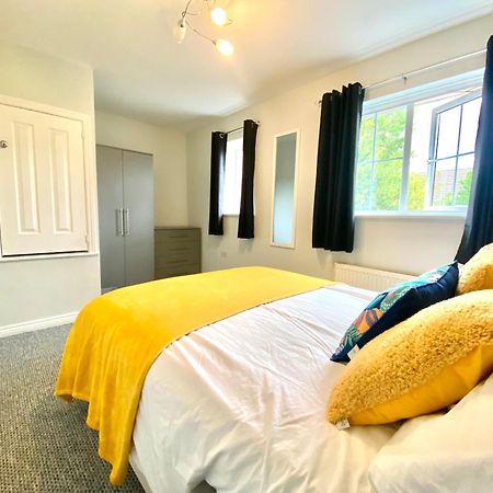Вилла Free Private Parking! Oakley House And Garden! Fully Equipped 4 Comfy Beds Корби Экстерьер фото